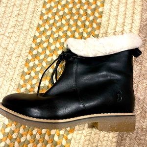 NWOT Joules women’s leather winter boots size 6.